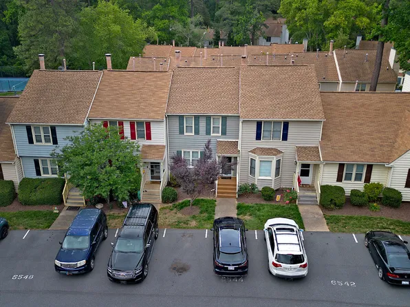 6544 English Oaks Dr, Raleigh, NC 27615