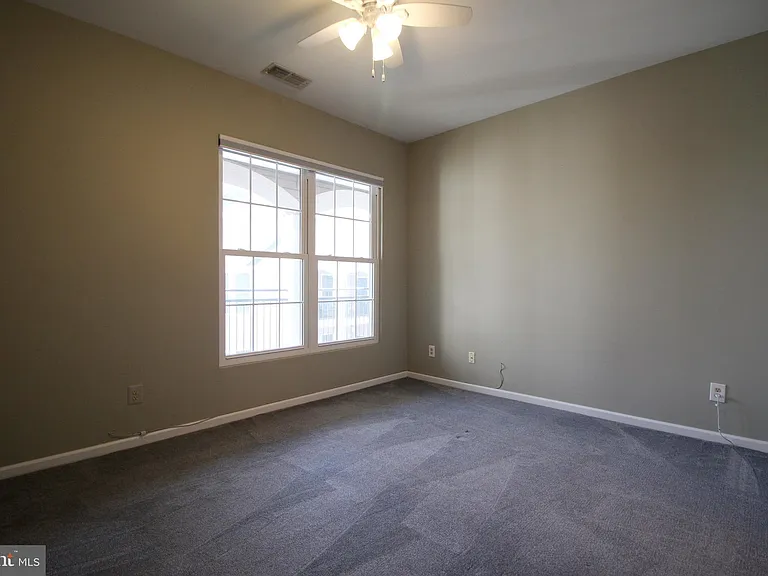 46598 Drysdale Ter #303 — Photo 22