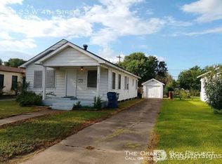 1123 W 4th St, Freeport, TX 77541