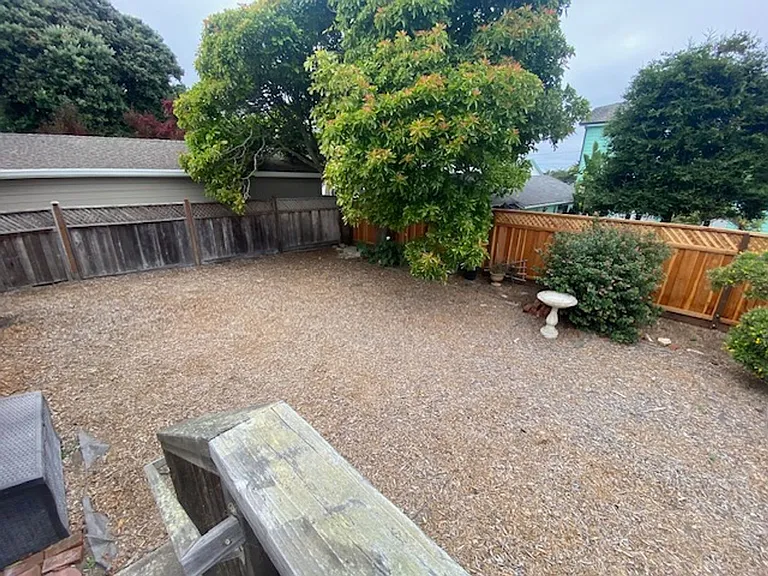 920 Crest Ave — Photo 41