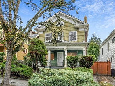 206 32nd Avenue, Seattle, WA, 98122