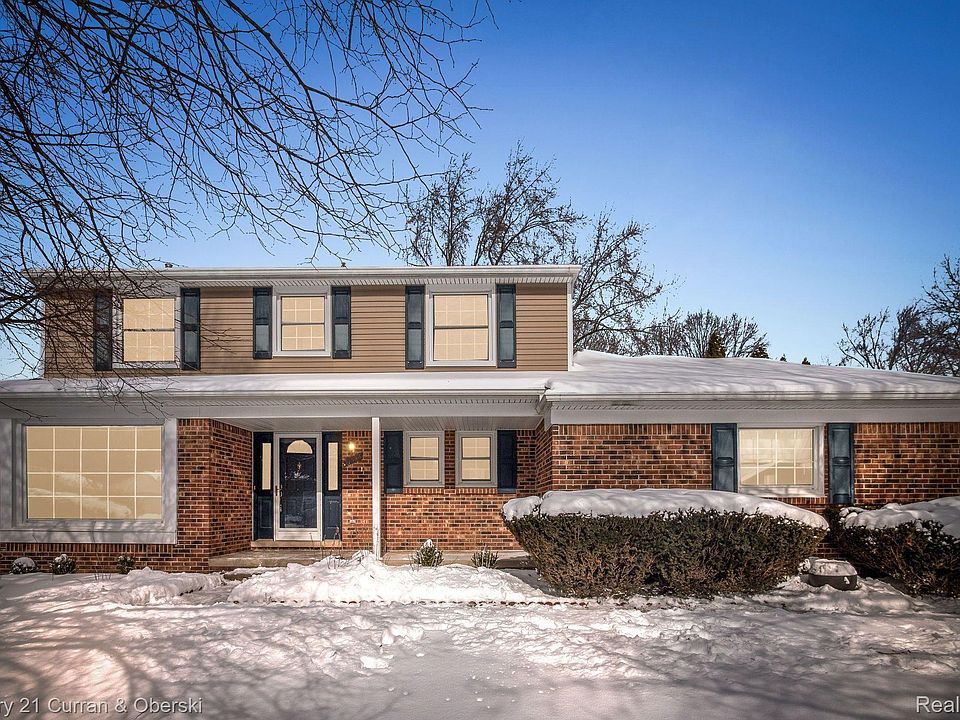 1st image of 41546 Ladywood Ct