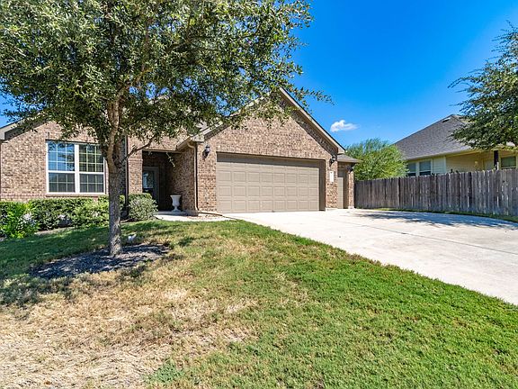 3rd image of 5812 Arbia Ln