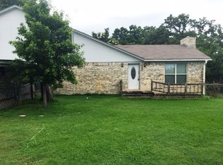 900 Carter Dr, Little Elm, TX 75068