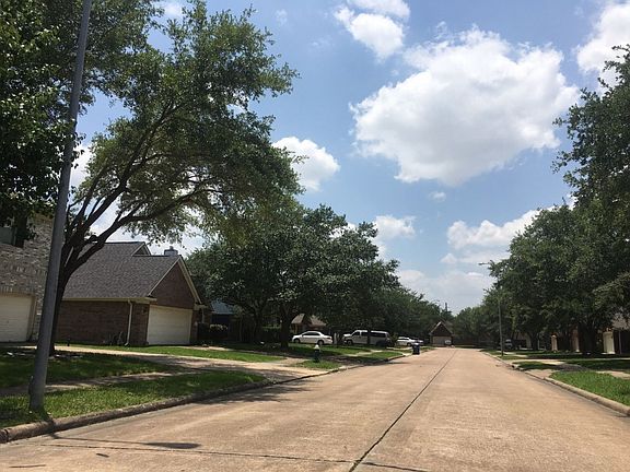 5th image of 17903 Scenic Oaks Dr