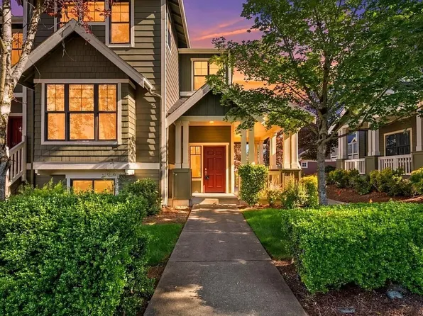 1867 NE Kenyon Ct #A, Issaquah, WA 98029