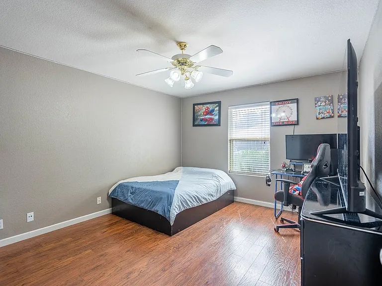 5112 Lavaca Ave — Photo 7
