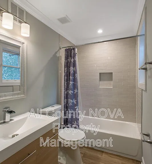 2217 14th St SE — Photo 13