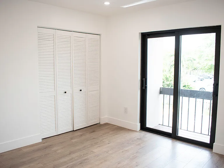 4706 SW 67th Ave #M3 — Photo 23