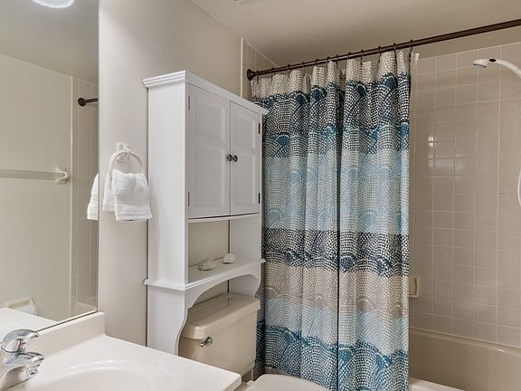 4th image of 100 Stevens Landing Dr Unit 206