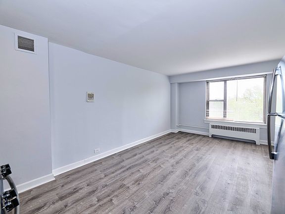 5th image of 7200 S Coles Ave APT 102