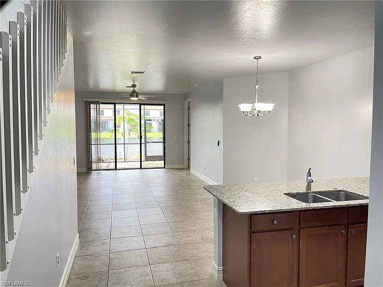 7818 Bristol Cir — Photo 2