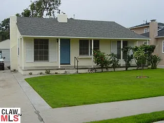 4 bed, 2.0 bath, 1500 sqft, $5,500 — Photo 1