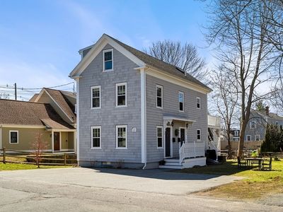 2 Roosevelt Ave #1, Marblehead, MA, 01945