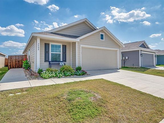 2nd image of 7508 Gray Wolf Ln