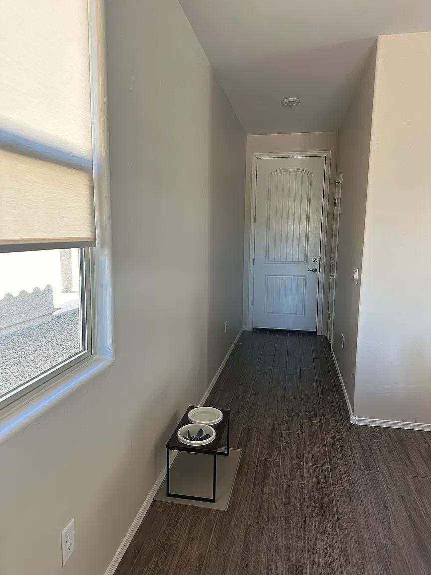 3 bed, 1500 sqft, $2,450 — Photo 3