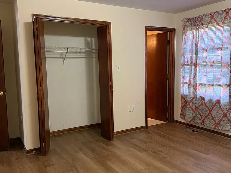 351 Beauregard Blvd — Photo 3