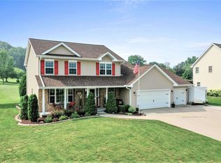 4003 Garrett St, De Pere, WI 54115