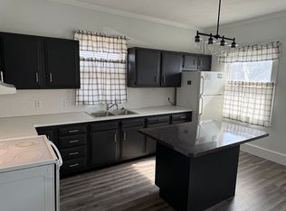 802 7th St, Sheldon, IA 51201