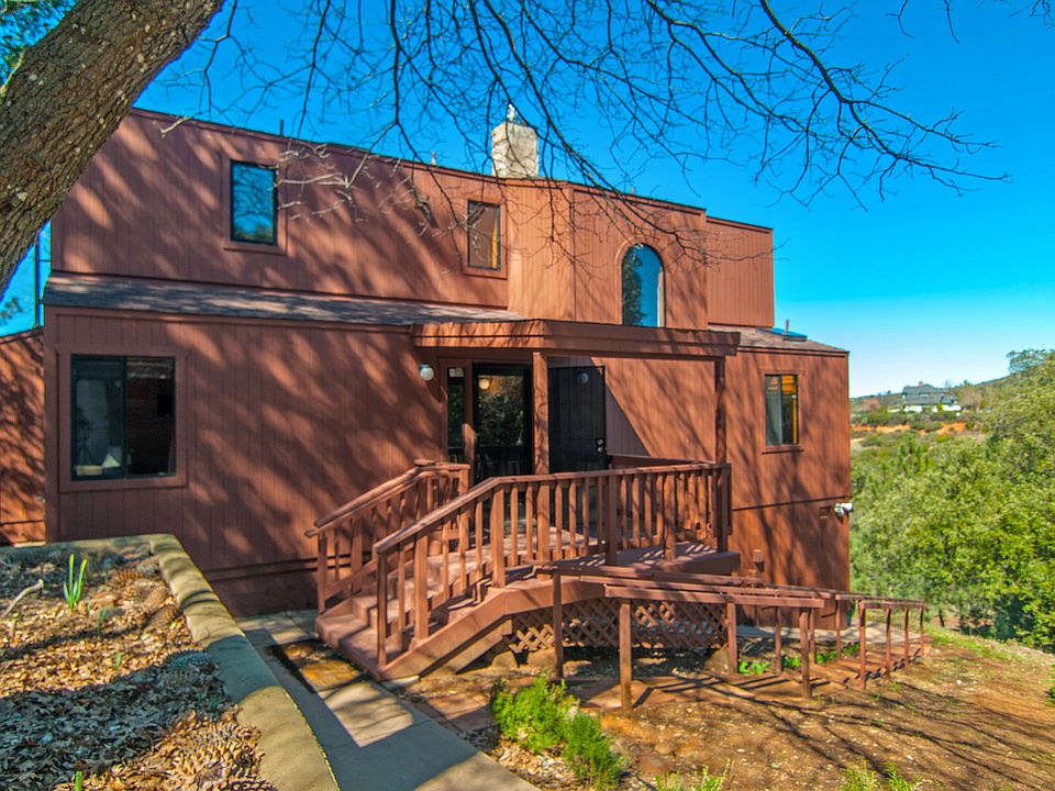 1st image of 937 Toyon Mountain Ln