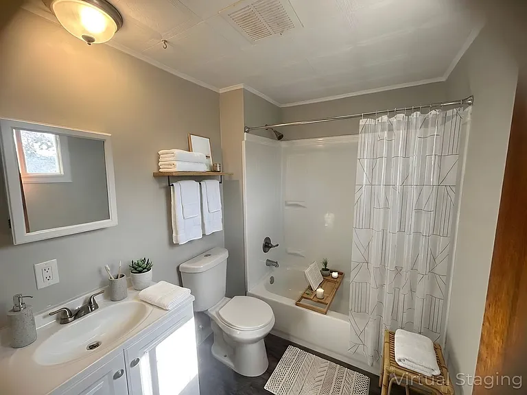 922 Vankirk St — Photo 6
