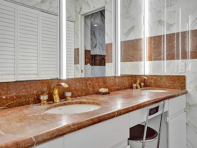 1400 S Ocean Dr #406 — Photo 35