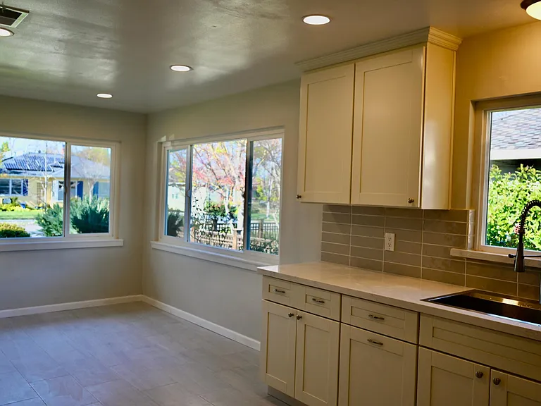 1264 Malone Rd — Photo 3