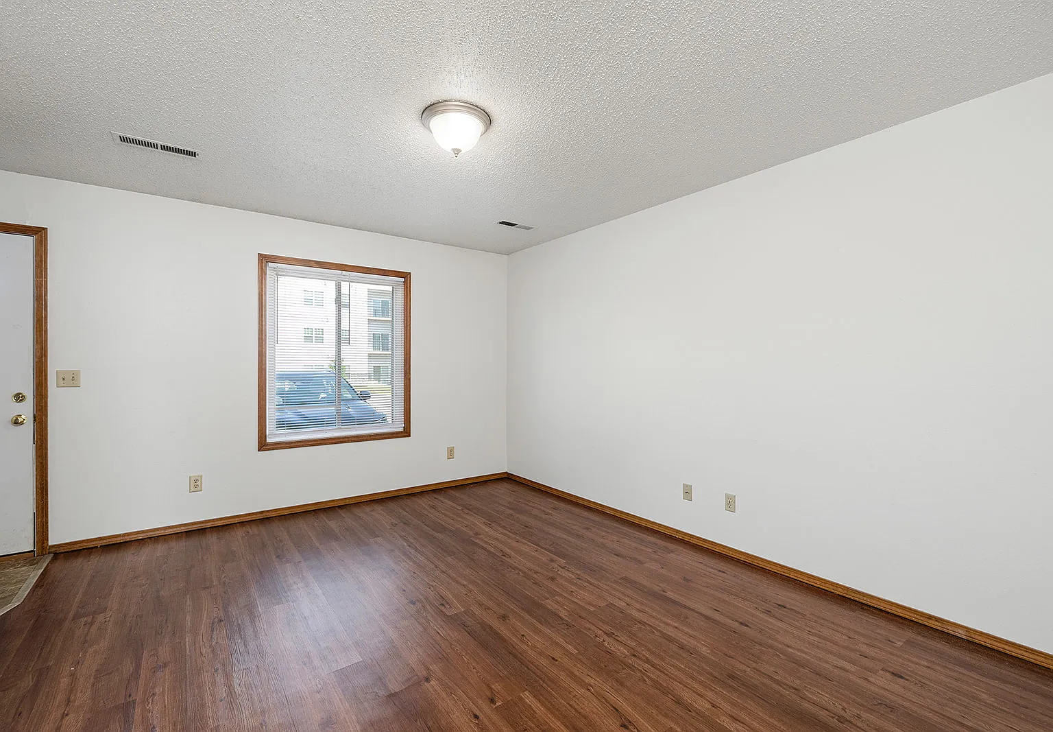 Main Street Townhomes - 1207 - A — Photo 1