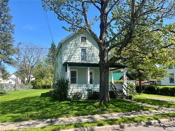 3rd image of 64 Gilbert St