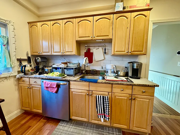 77 Park Ave #1 — Photo 9