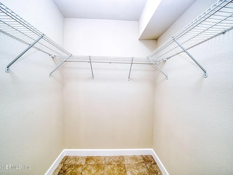 2517 Palm Ave — Photo 13