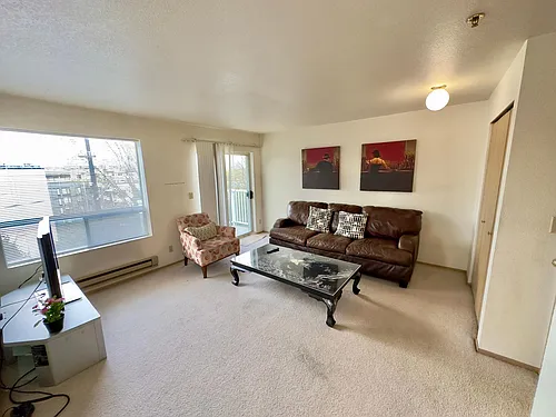 4727 Ravenna Ave NE Photo 1