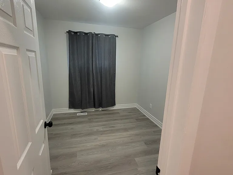 Alderbury Cres — Photo 15