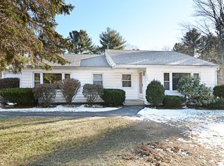 2240-2242 Barre Rd, Hardwick, MA 01037