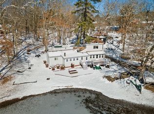 3 Tarklin Pond Dr, North Smithfield, RI 02896