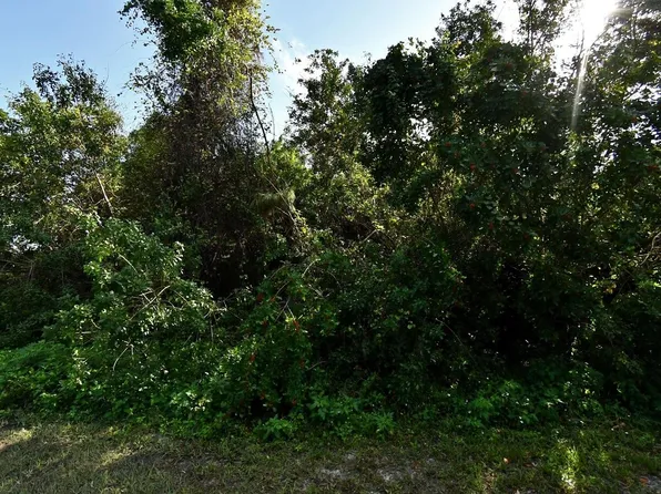 (undisclosed Address), Fort Pierce, FL 34951