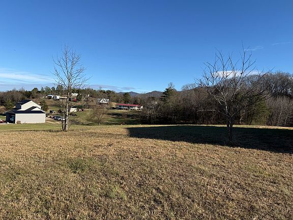 5th image of 114 Brookstone Rd