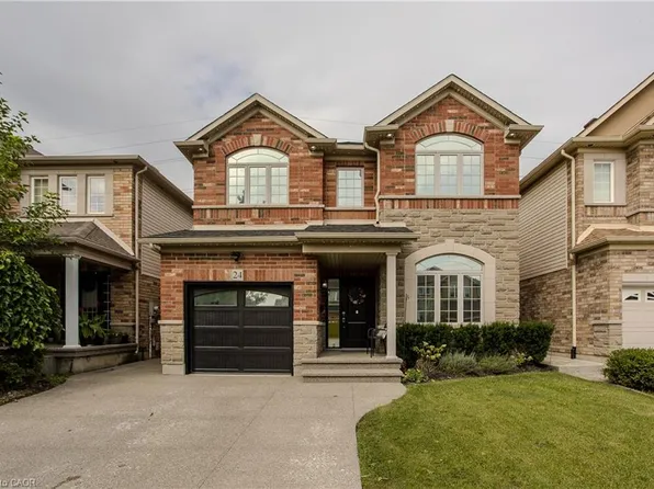 24 Newcastle Ct, Hamilton, ON L8V 0A6