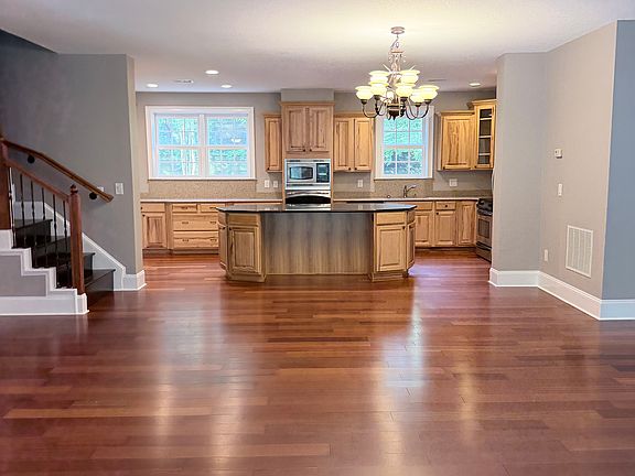 5th image of 2143 Ridgecrest Cir Unit 4
