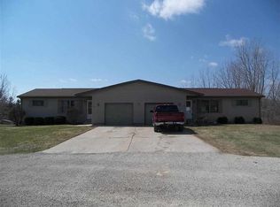 891 S Caleb Ct, Warsaw, IN 46580