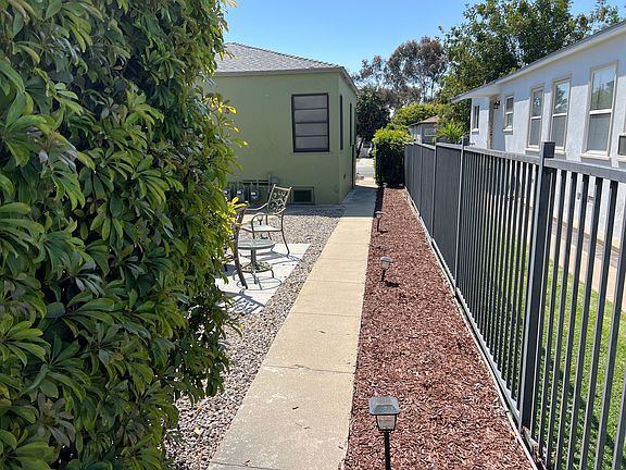 4th image of 4757 Terrace Dr