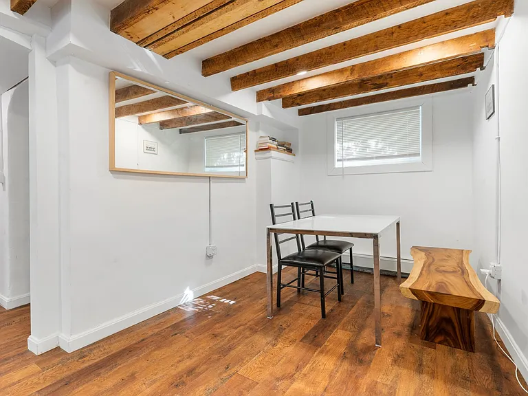 3 Everett St #B — Photo 5