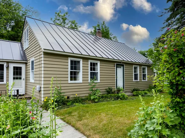 15 Green Street, Lebanon, NH 03784