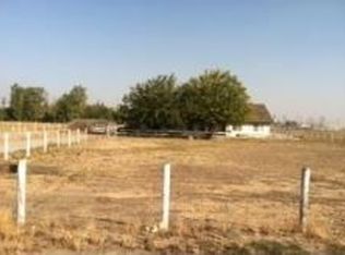 235 5 1/2 Ave, Corcoran, CA 93212