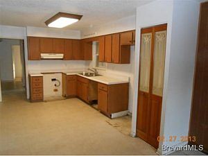 4th image of 3225 Barna Ave