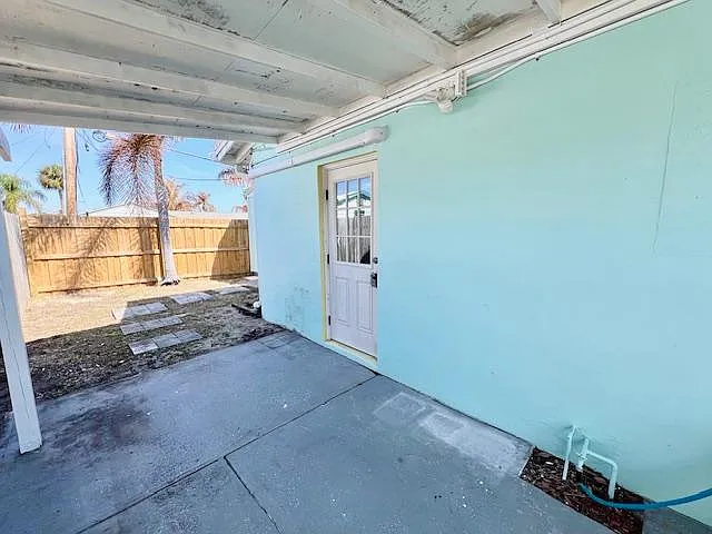 179 Clairbourne Ave - 179 Clairbourne Ave — Photo 2