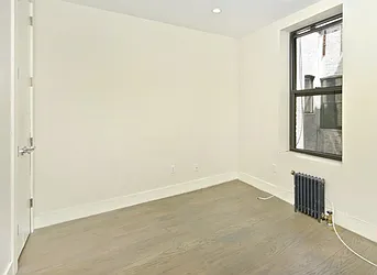 Rented by United Group