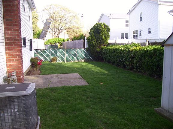 5th image of 16 Alabama Ave