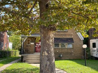9918 Strathmoor St, Detroit, MI 48227
