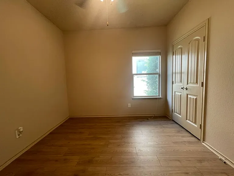 4605 Hidden Meadows Trl — Photo 21